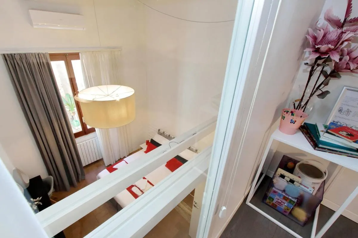 Image 2 of B&G Navona Apartment