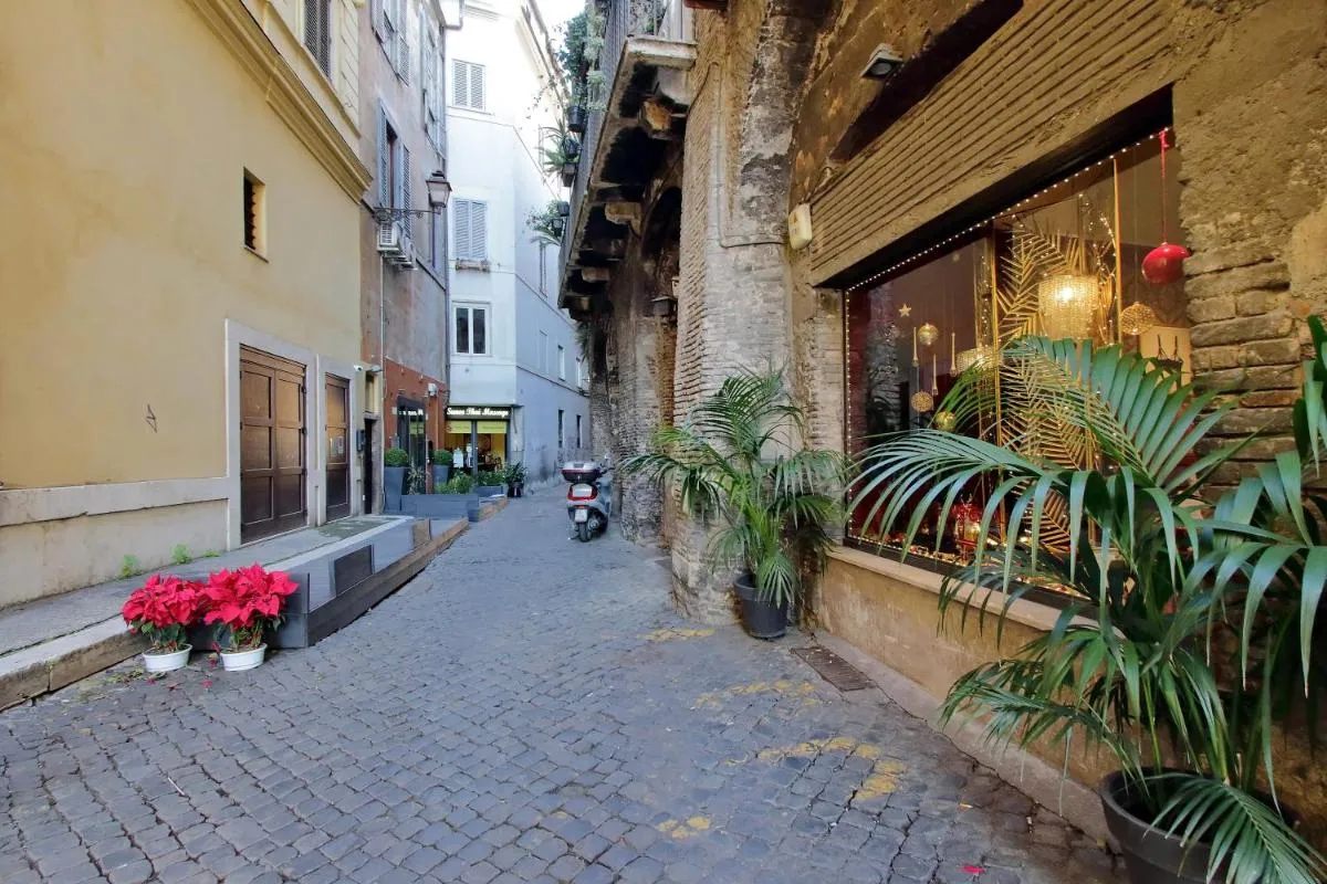 Image 5 of B&G Navona Apartment