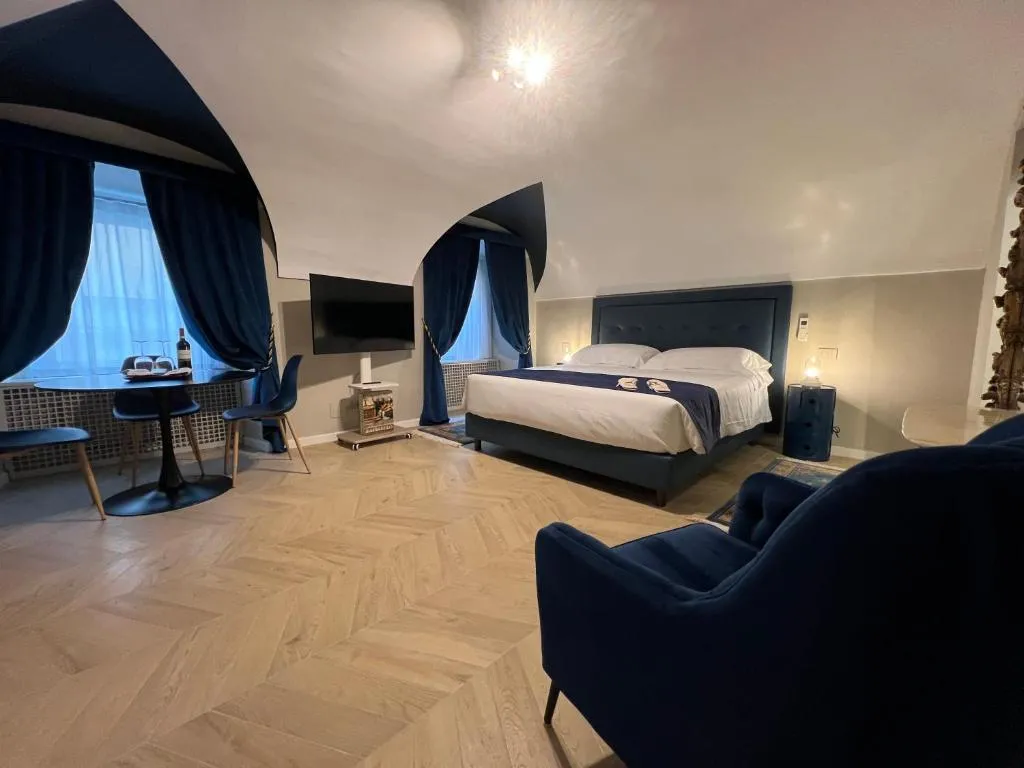 Image of Barberini luxury blue suites 2