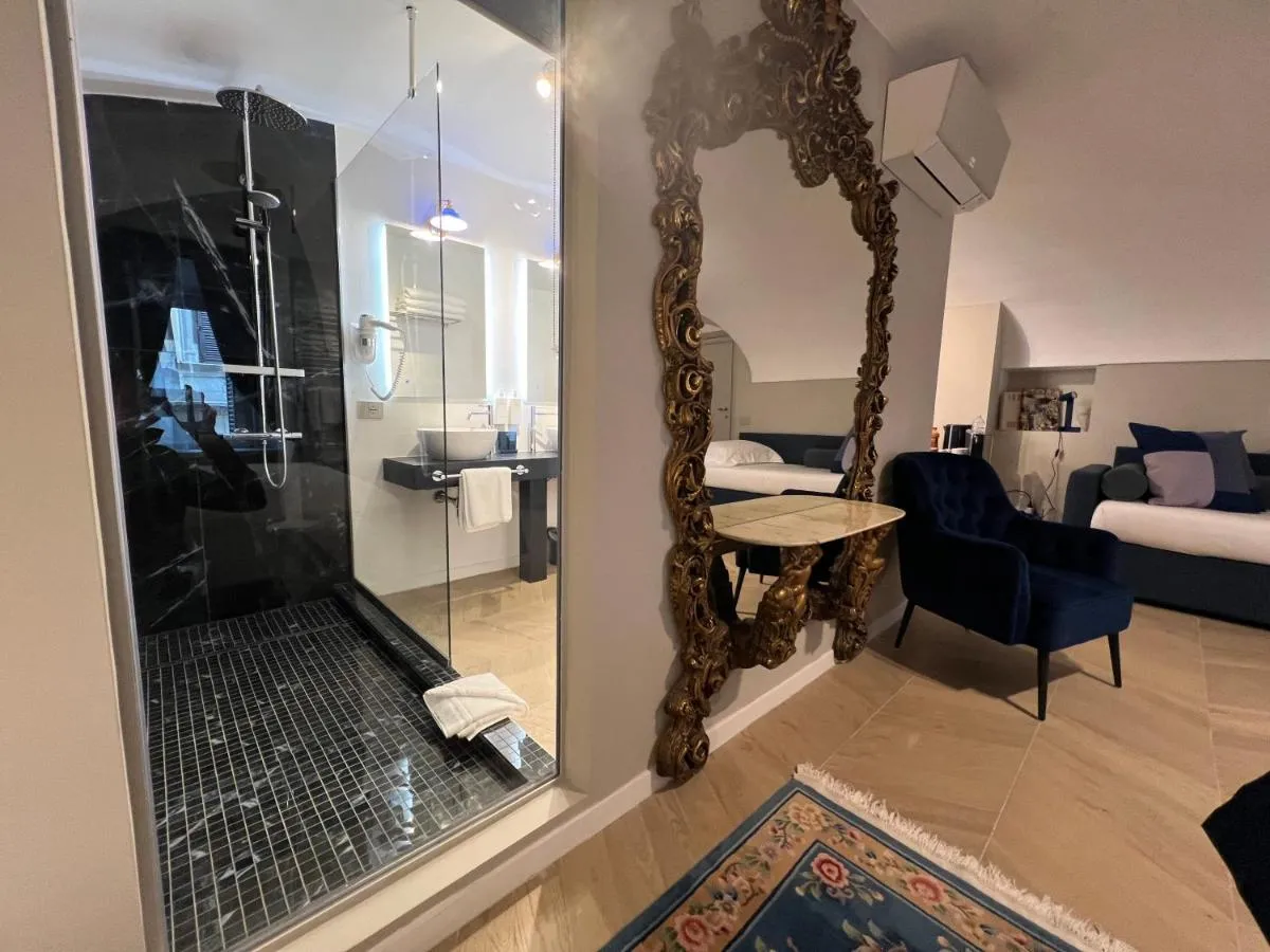 Image 2 of Barberini luxury blue suites 2