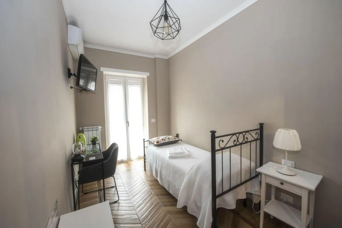 Image 5 of Bed & Breakfast Vacanze Romane