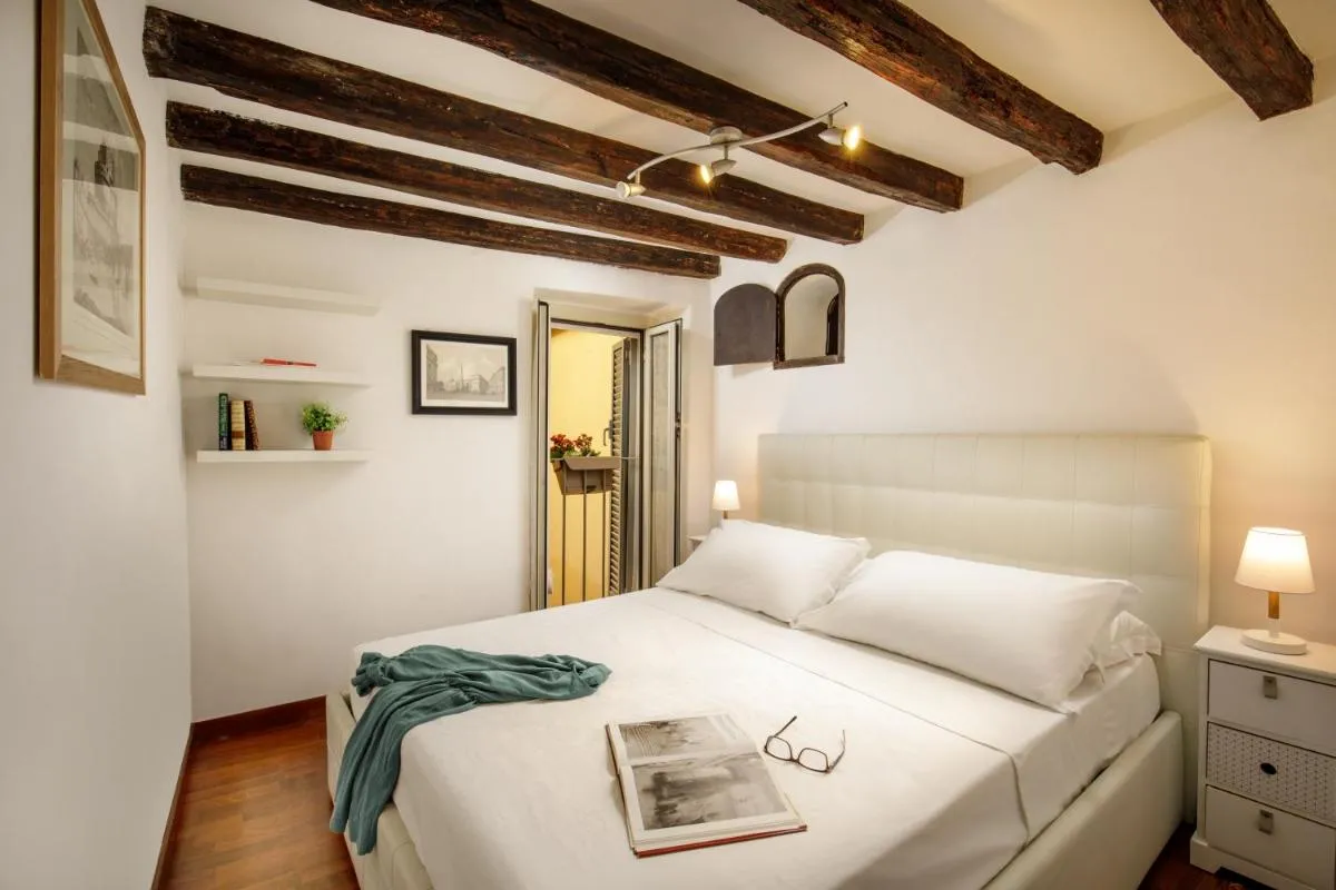 Image 6 of Best Apartment in Rome Campo de Fiori