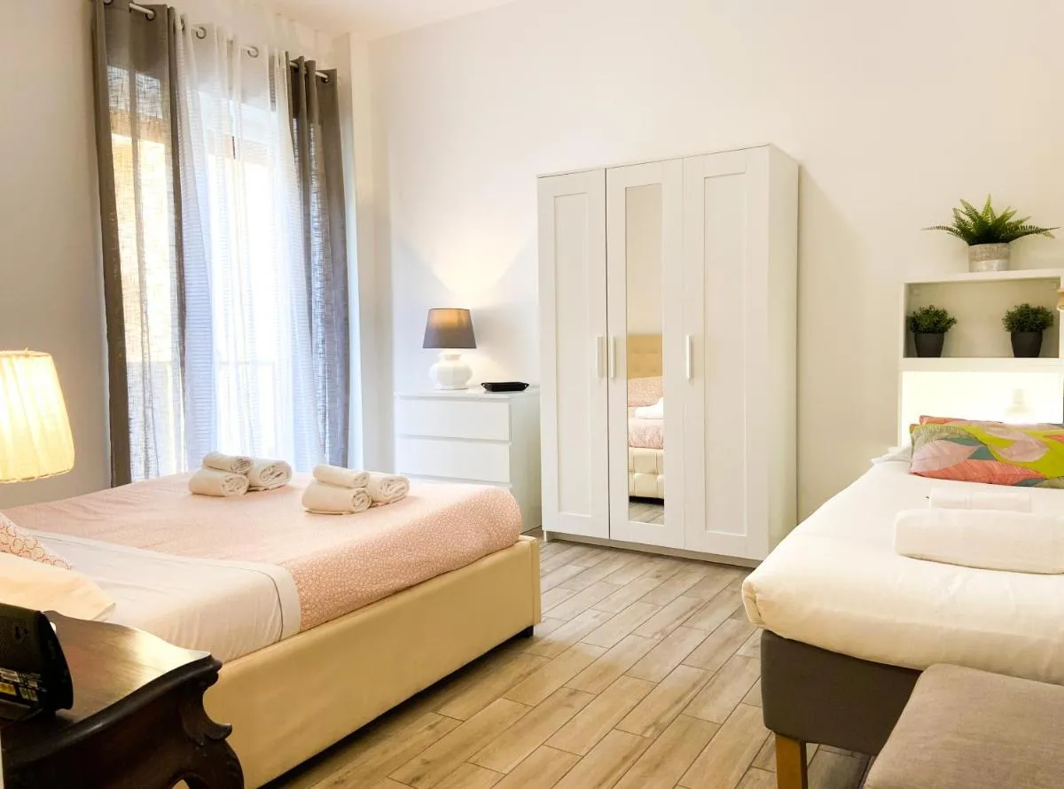 Image 1 of Butterfly Suite Rome