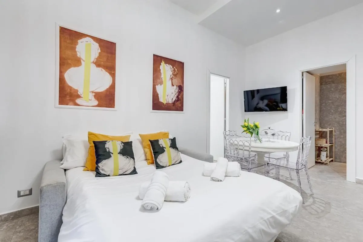 Image 5 of CRYSTAL TREVI FOUNTAIN – romedreamhome