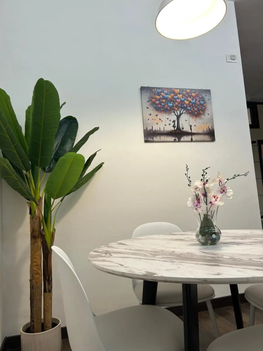 Image 1 of Candelor’s House – Apt & Garden Trastevere