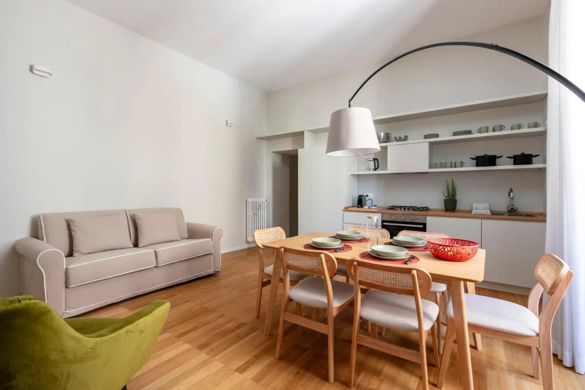 Image 3 of Casa Gracchi