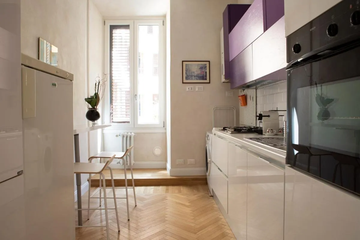 Image 1 of CasaLeone