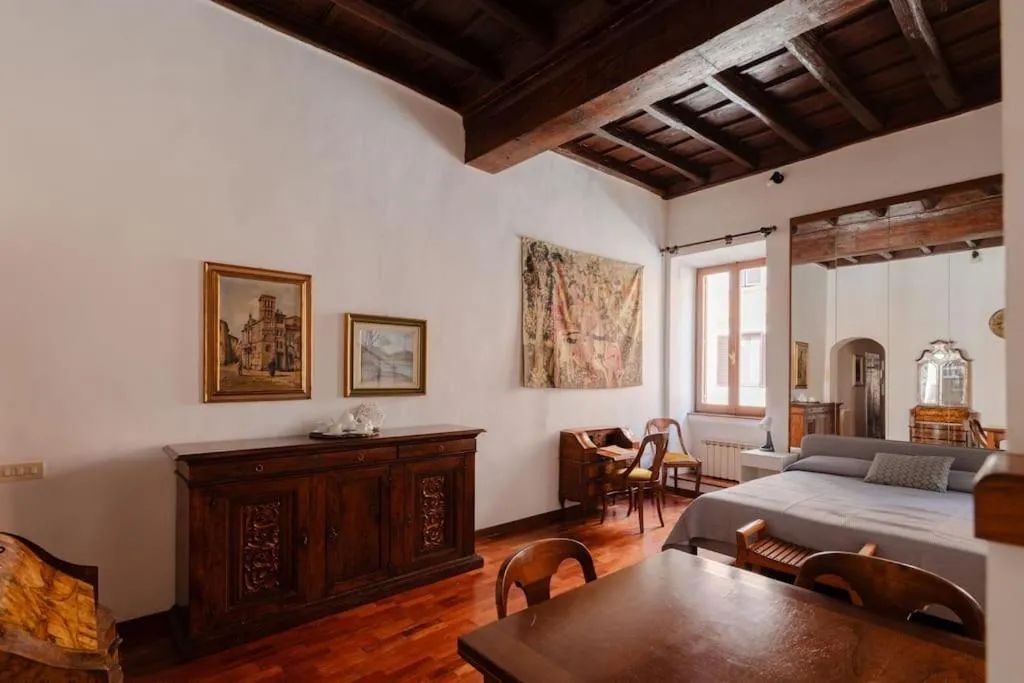 Image 1 of Casa Lovera in Vaticano