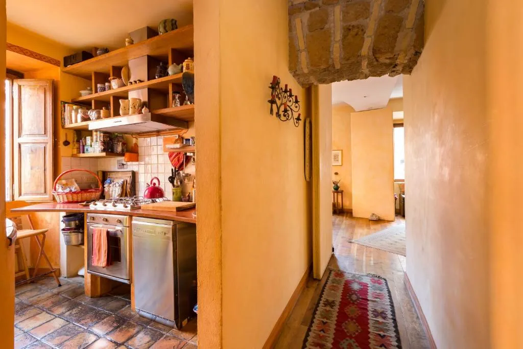 Image of Charming Colosseum apartment