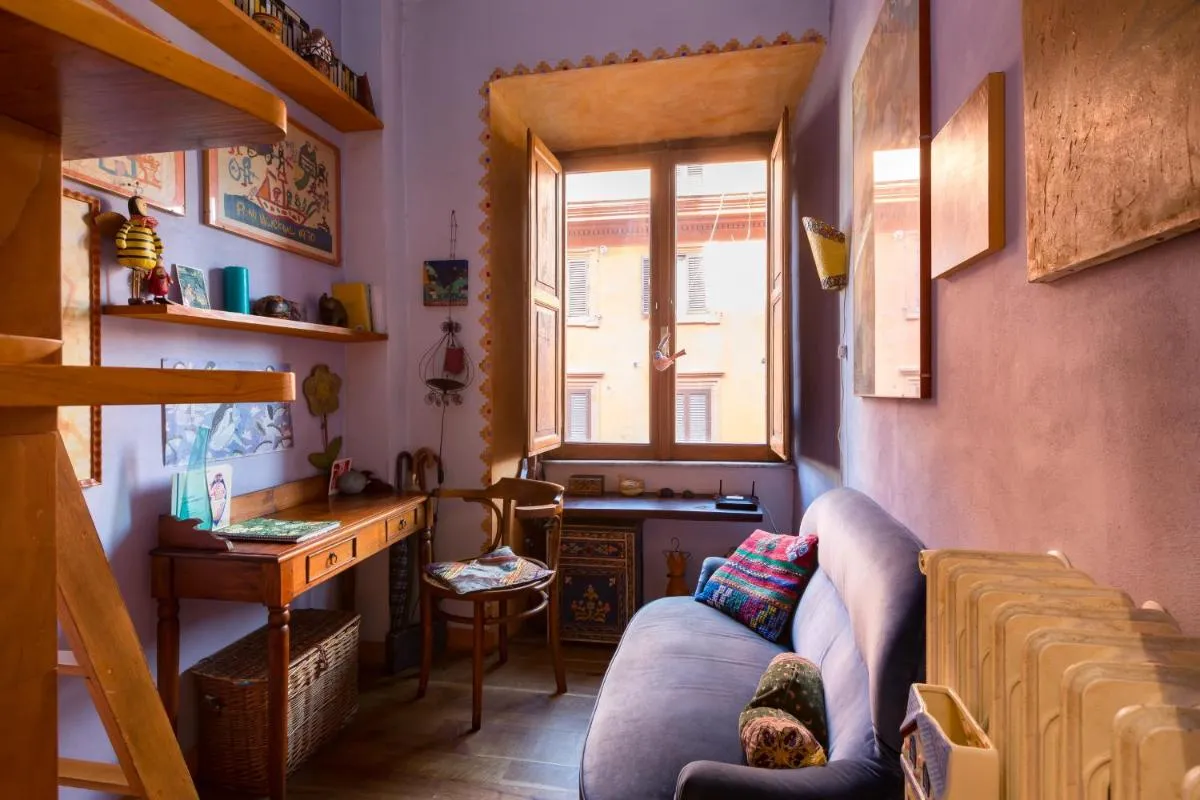Image 4 of Charming Colosseum apartment