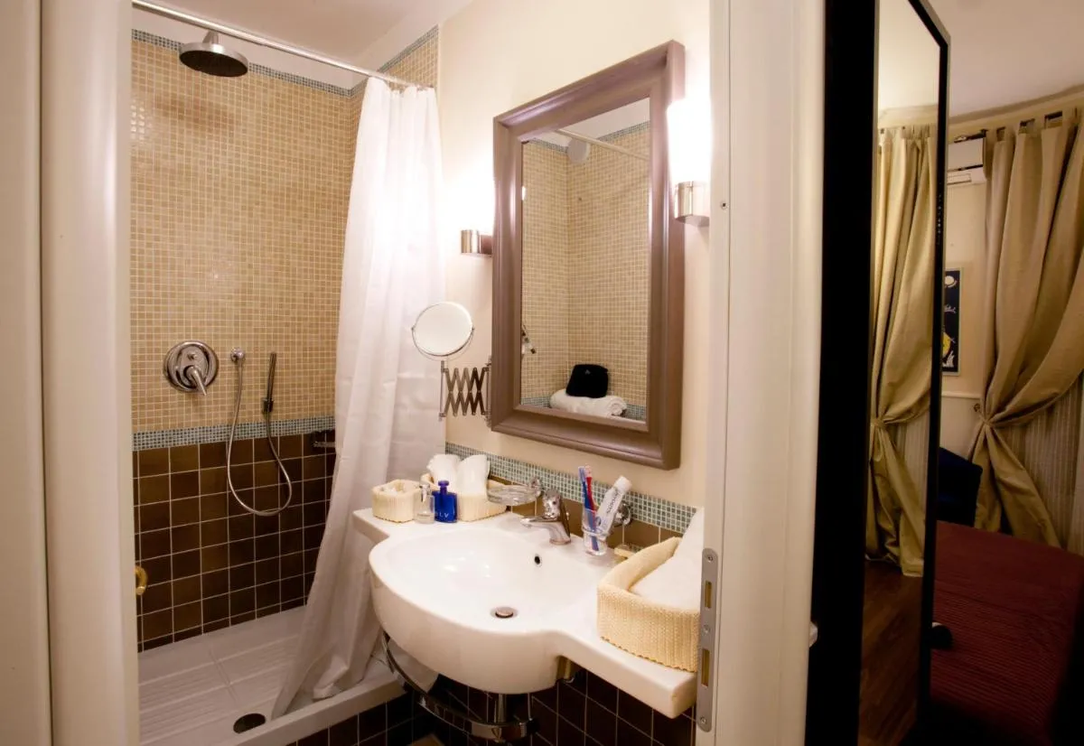 Image 1 of Colfelice Rooms