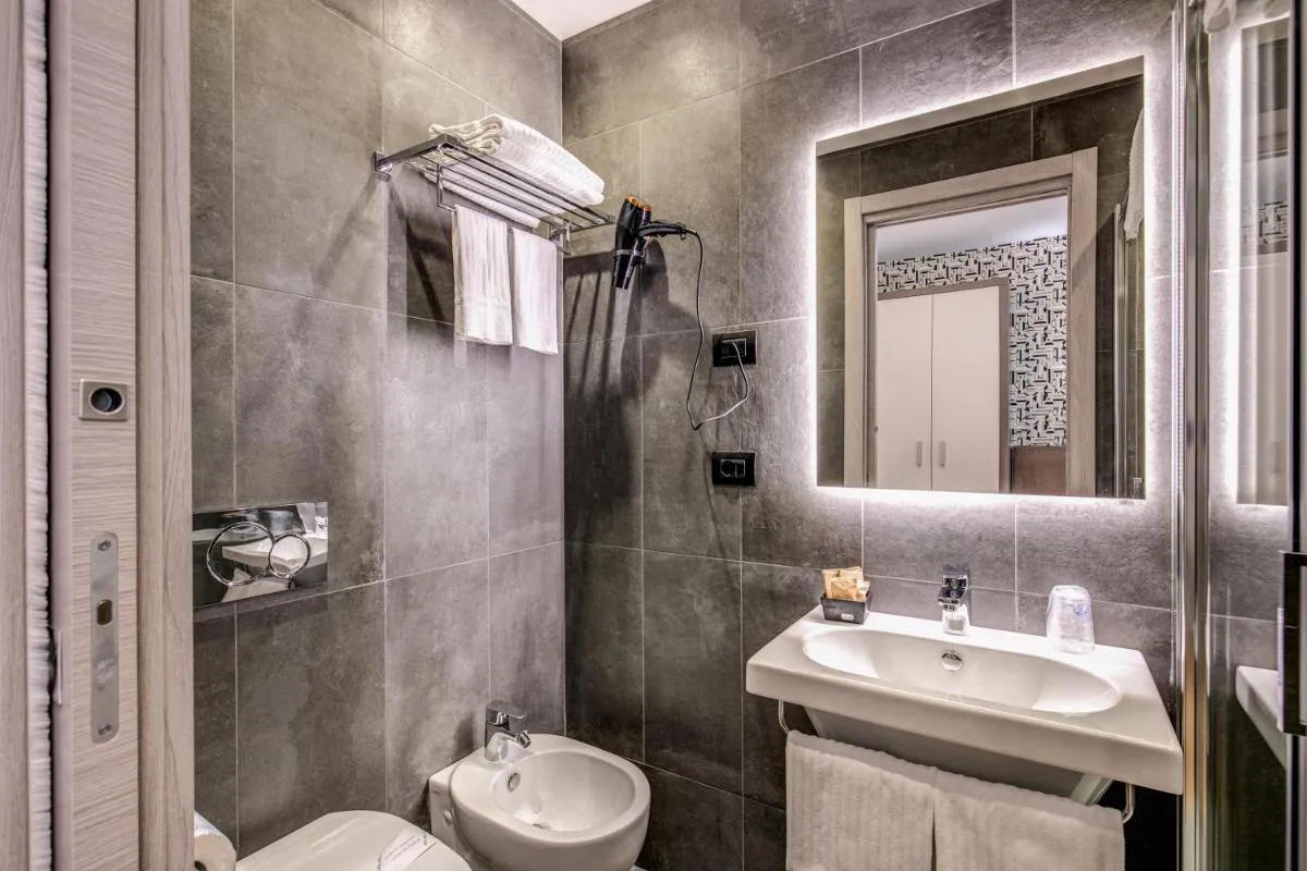 Image 2 of Colosseo Prestige Rooms