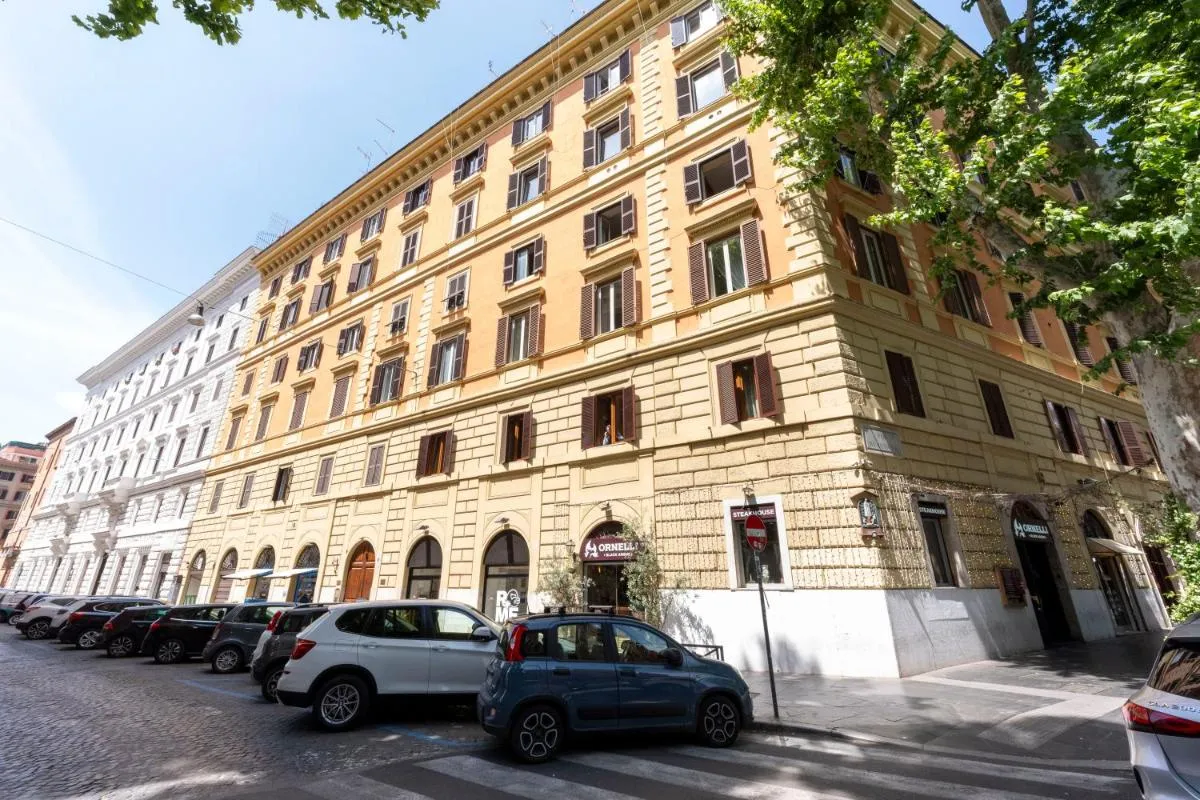 Image 5 of Colosseo Romantic Suite