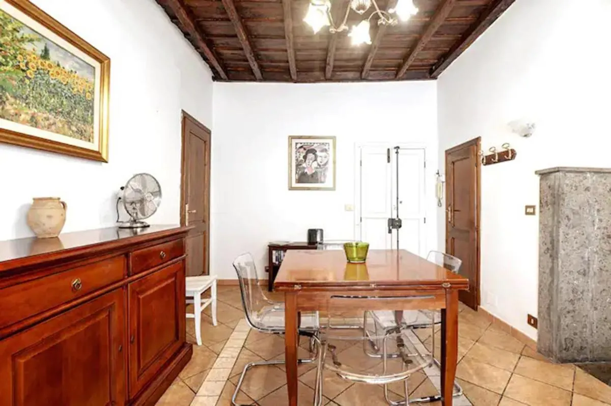 Image 2 of Confortevole Appartamento nel Centro Storico con 2 camere AC WiFi