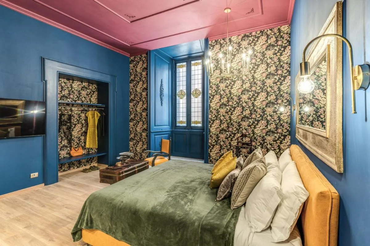Image 6 of Corso Miracle Suite
