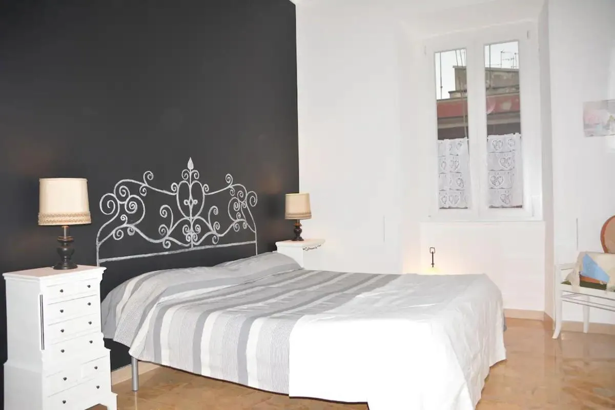 Image 1 of Cosy Apartment – 5 Minutes Walk from Colosseum