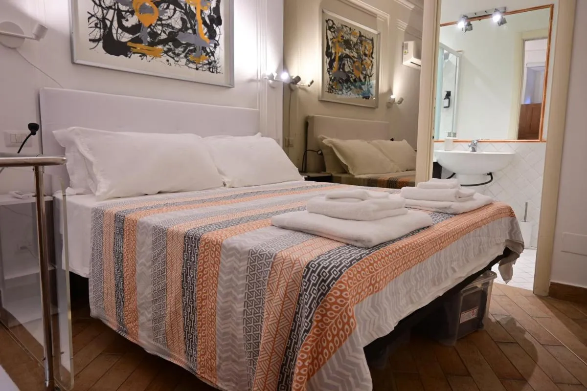 Image 6 of Cozy Roman Nest