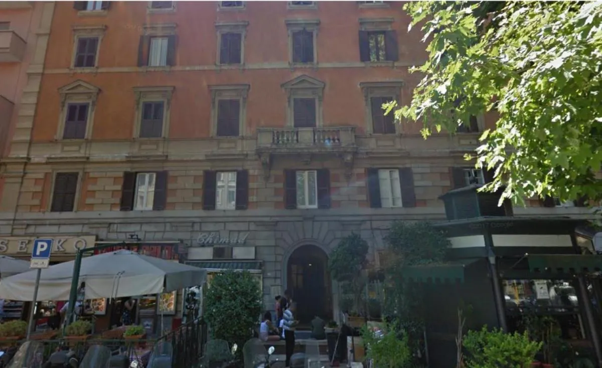 Image 5 of Dante’s in Vaticano 2