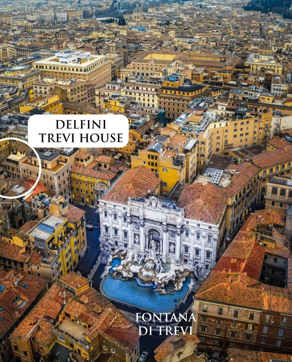 Image 3 of Delfini Trevi House