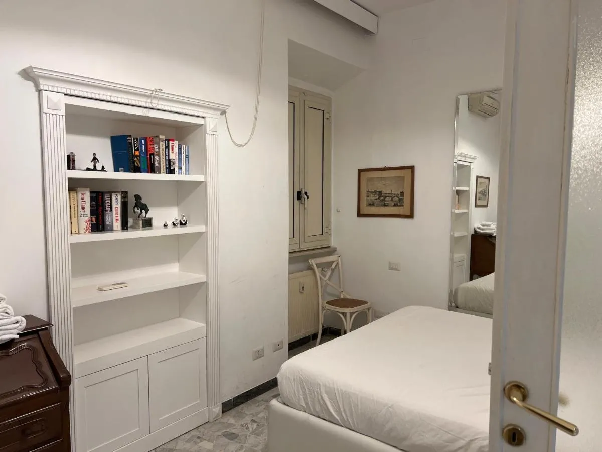 Image 1 of Divertiti nel cuore della Dolce Vita