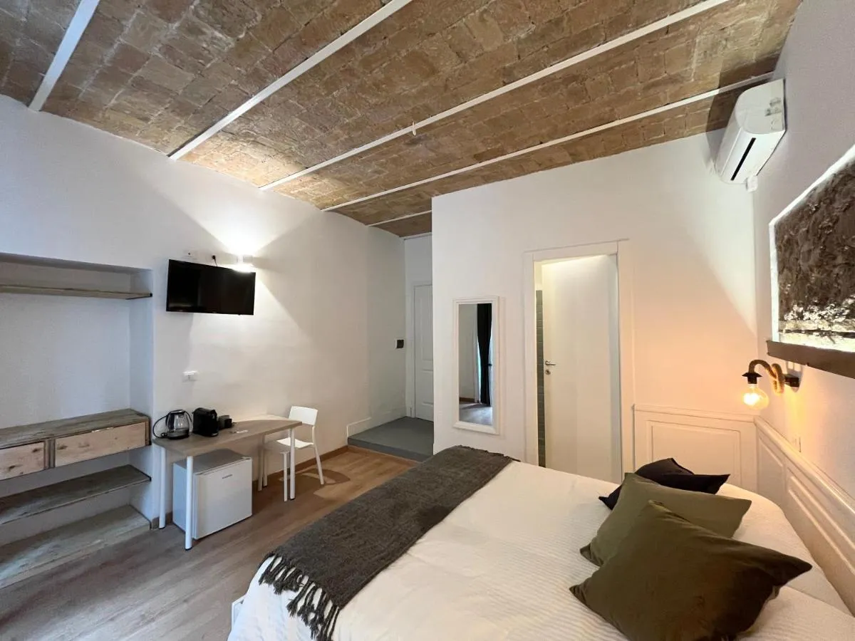 Image 2 of Domus Avi – Guest House