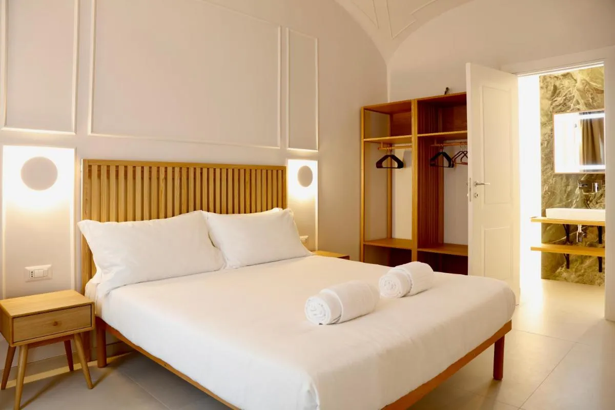 Image 1 of Domus Maxima – Rome Suite & Rooms