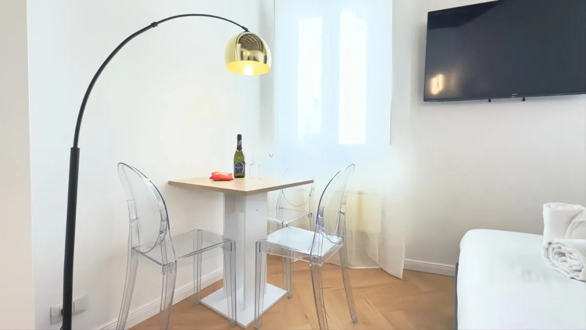 Image 4 of Elegantis Trevi Suite Apartment