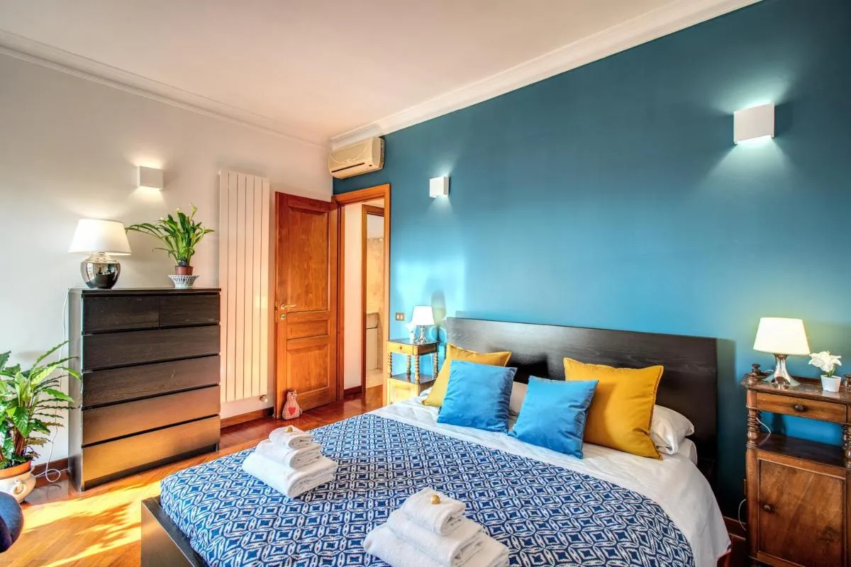 Image 1 of FRESH HOUSE MONTI