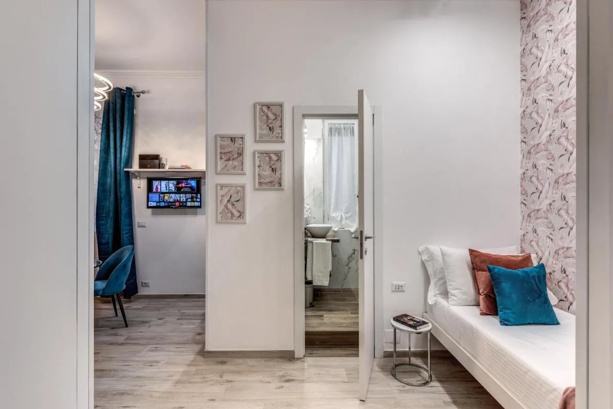 Image 2 of Flaminio Royal Apartment
