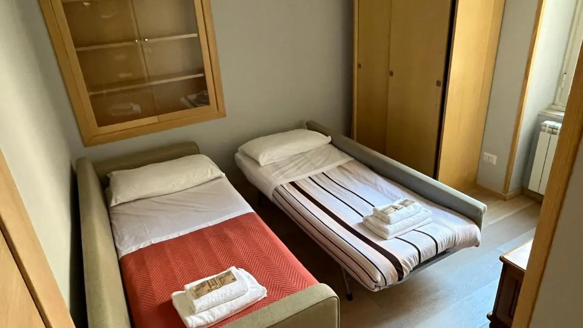 Image 1 of Flat Central Rome 75 sqm Sleeps 4 Popehs