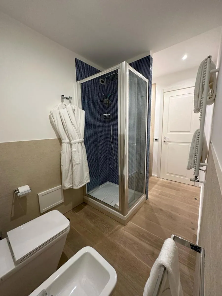 Image 2 of Gio Luxury Home