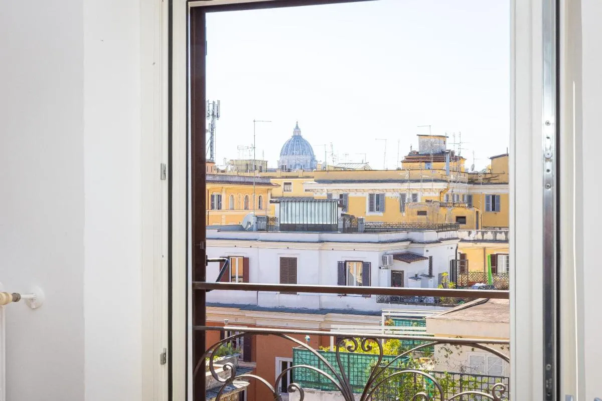 Image 5 of Giulio Cesare Penthouse Rental in Rome