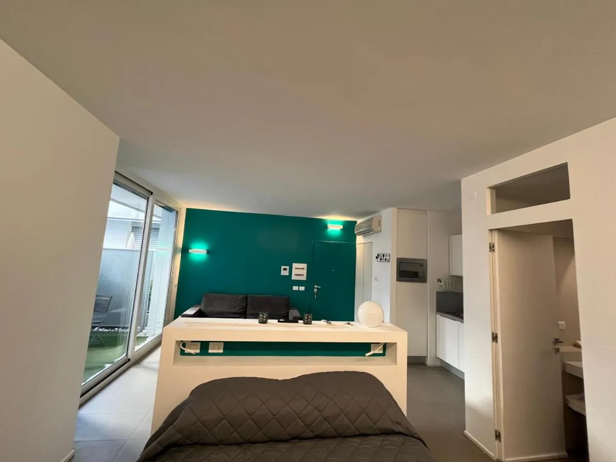 Image 4 of Green space studio in the center