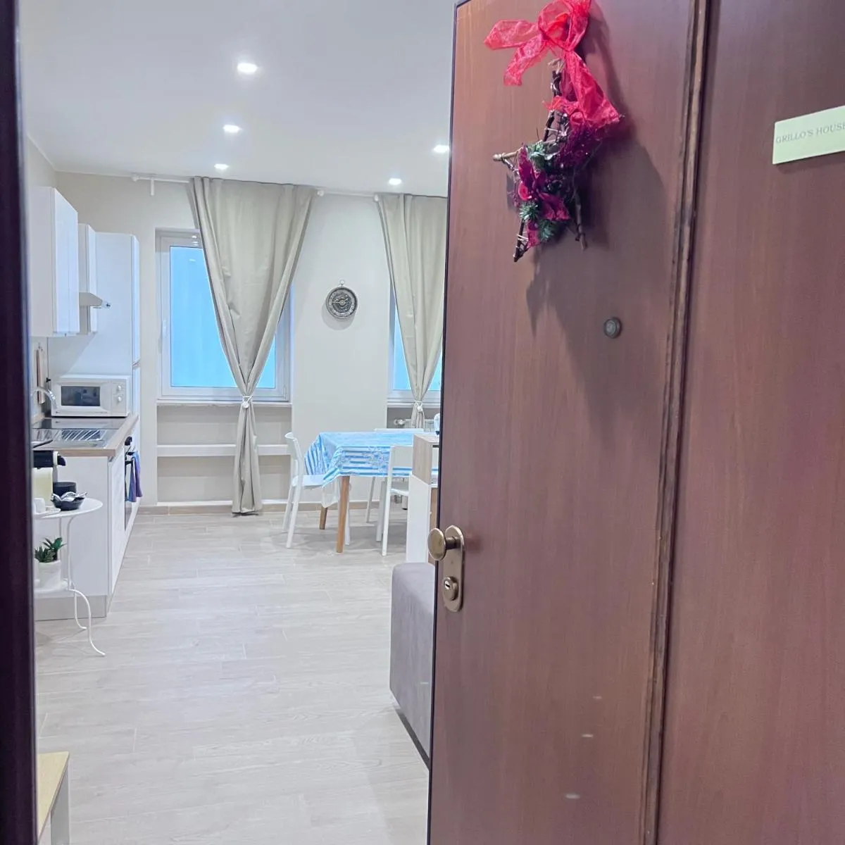 Image 3 of Grillo’s house