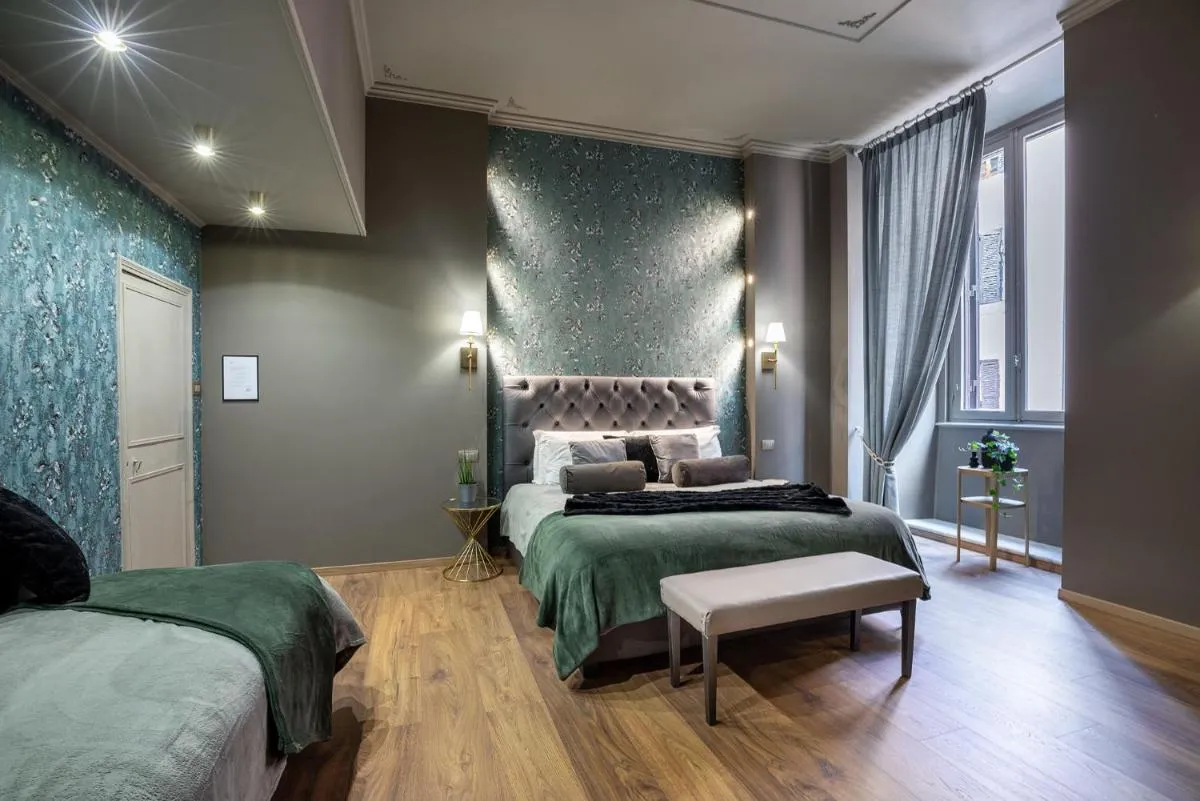 Image 1 of Heritage Miracle Suite