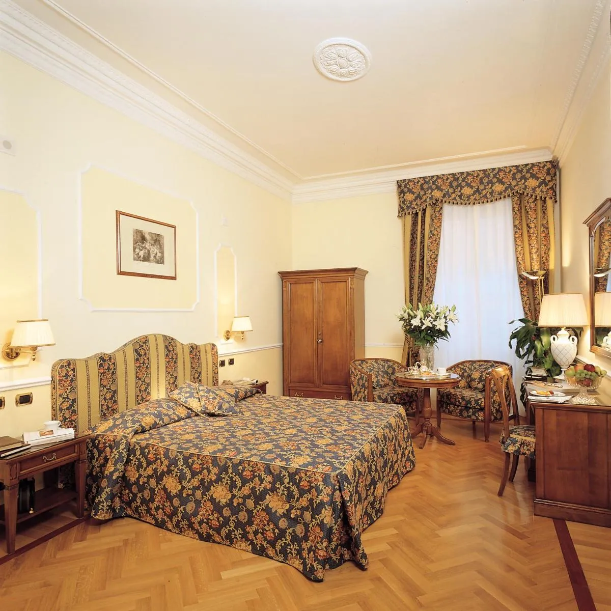 Image 3 of Hotel Cellini