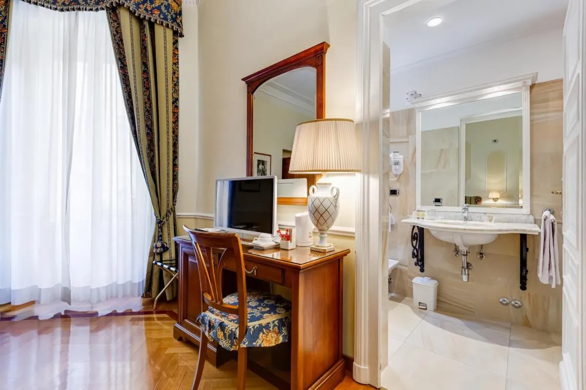 Image 1 of Hotel Cellini
