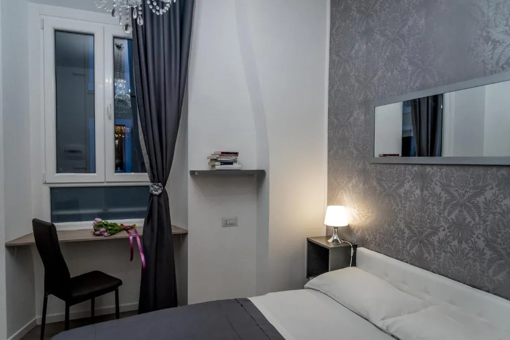 Image of Inside Roma Rooms