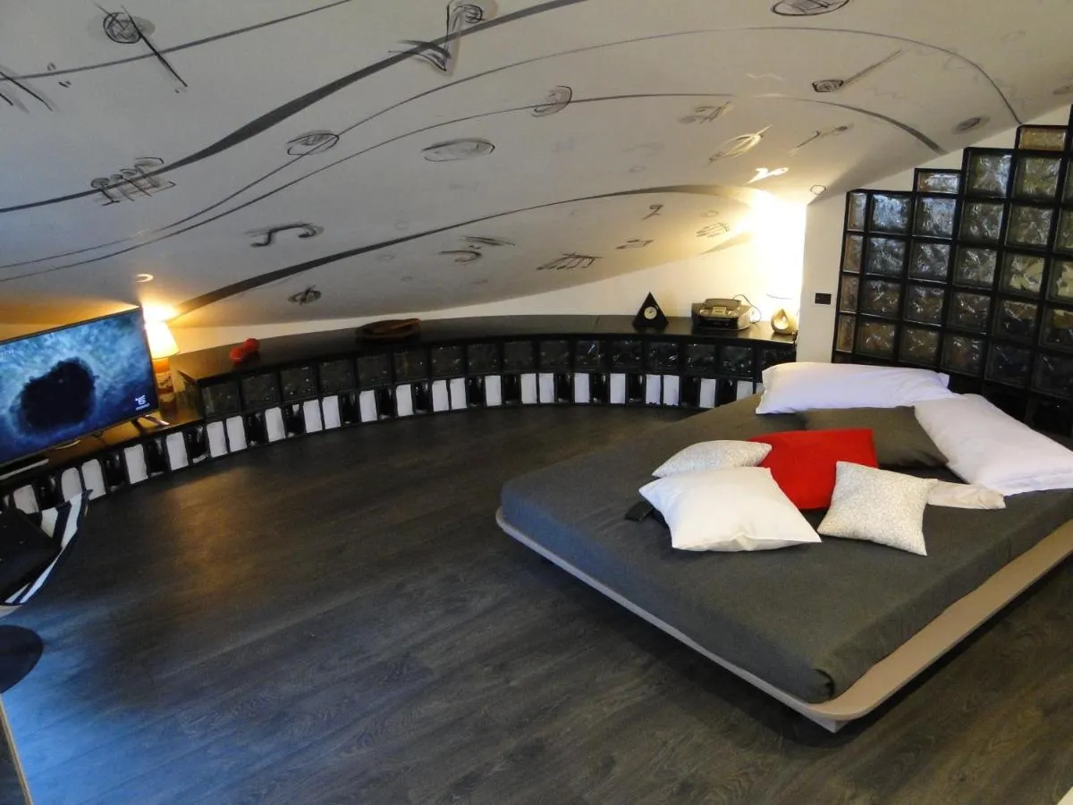 Image 6 of Jazz Style Home