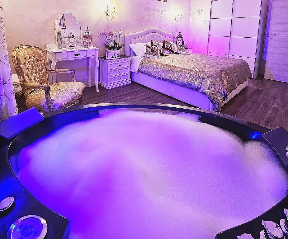 Image of L&S Jacuzzi Home
