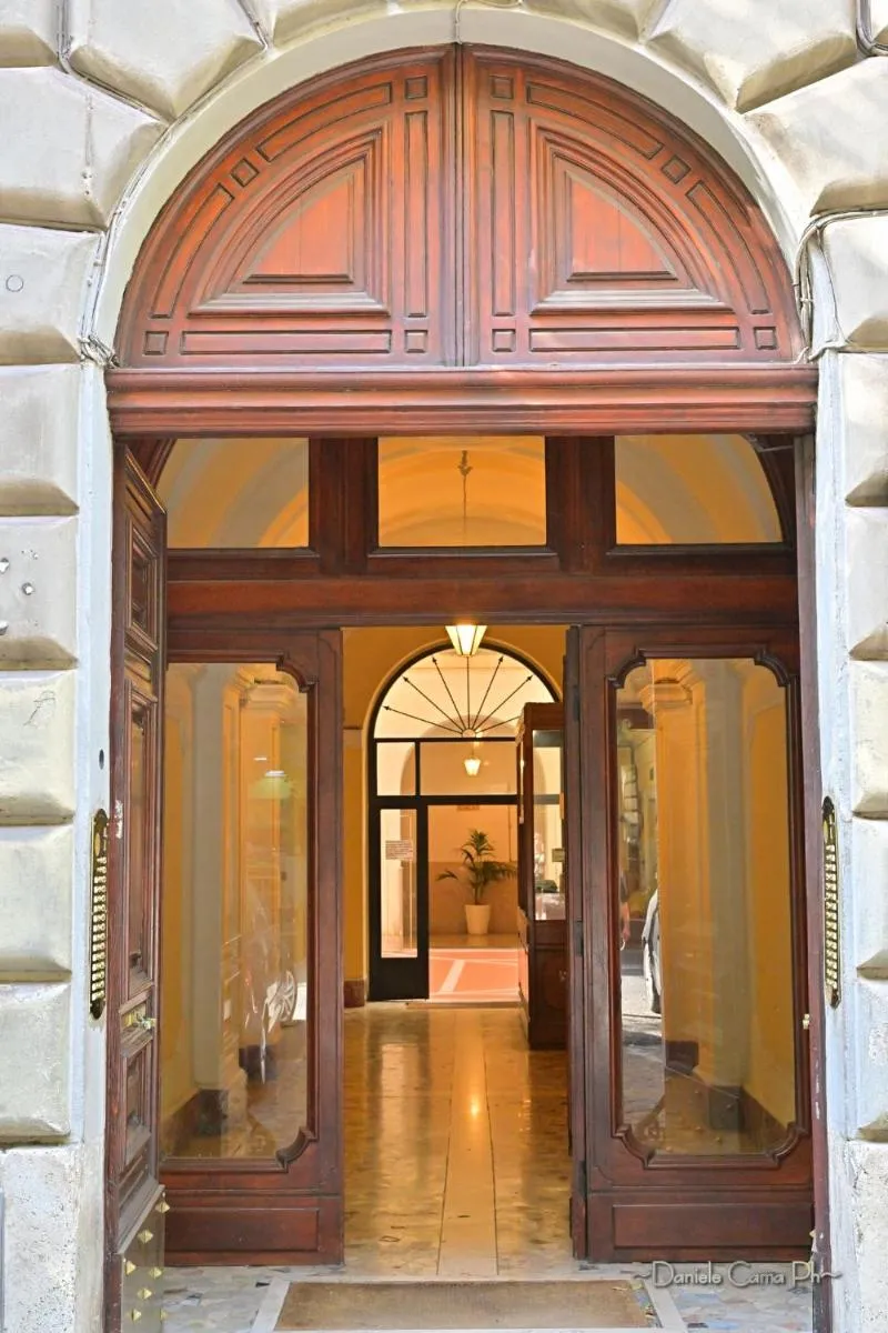 Image 3 of LUXURY HOME ROME