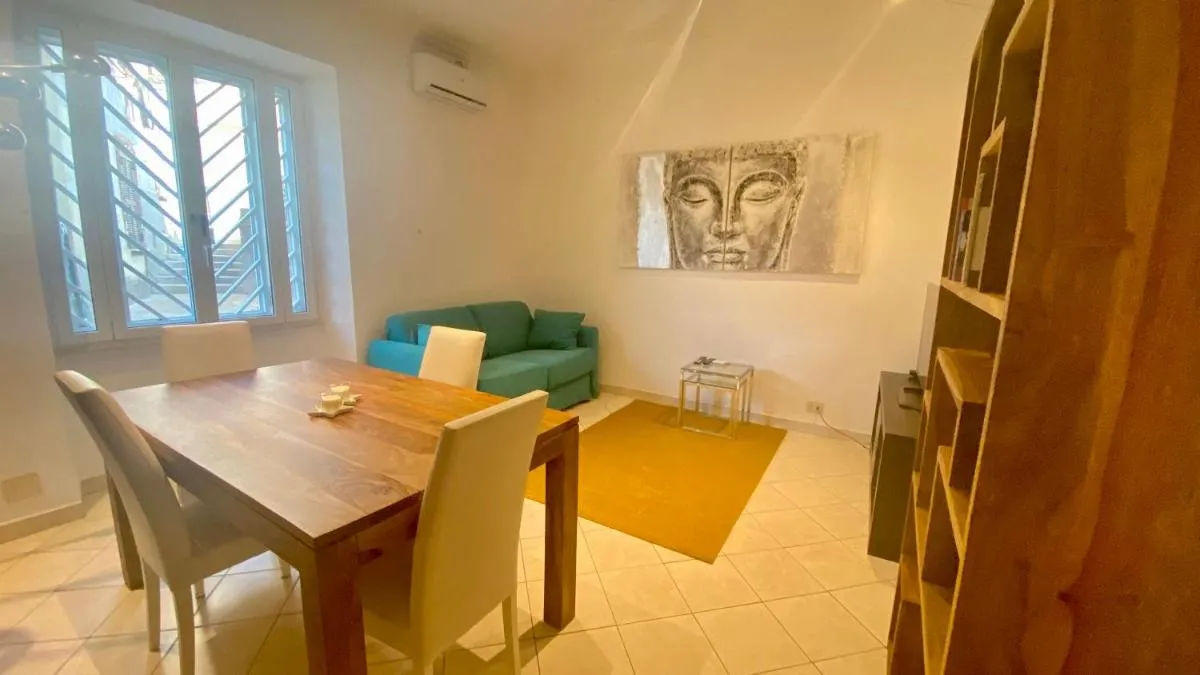 Image 1 of La Carlotta