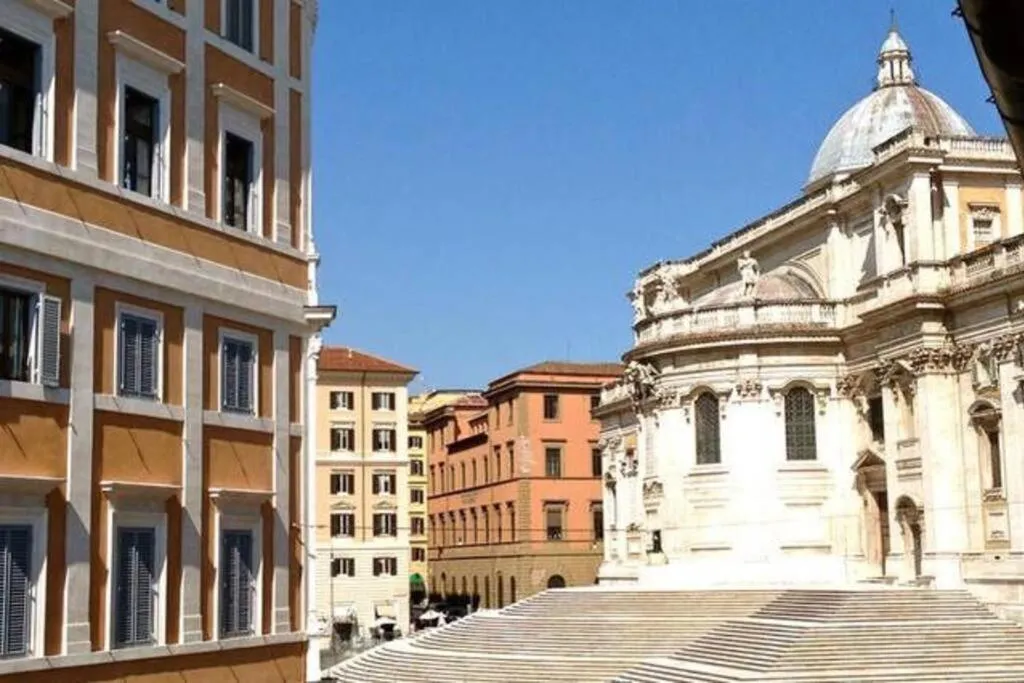 Image 1 of La Dolce Vita – Luxury Colosseum Boutique Apartment