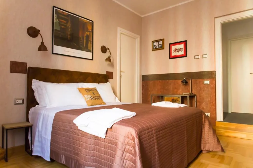 Image of Landlord in Trastevere