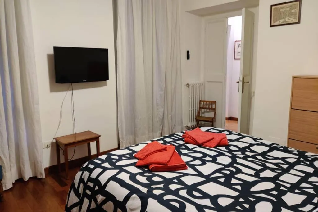 Image 1 of Lanza Tomasi Apartment – centre