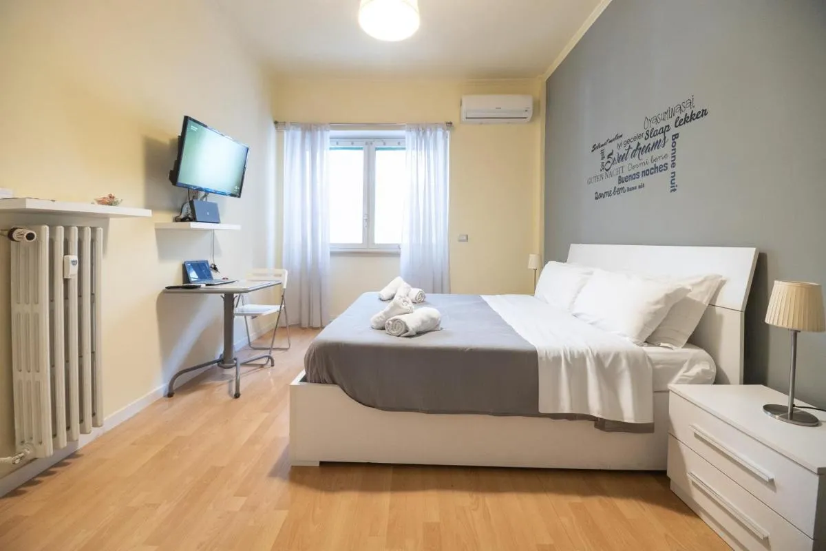 Image 6 of Le Piazze di Roma Sweet Apartment
