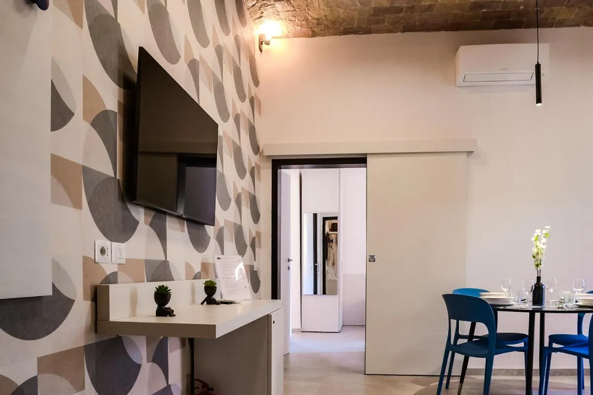 Image 2 of Lele Rooms Termini