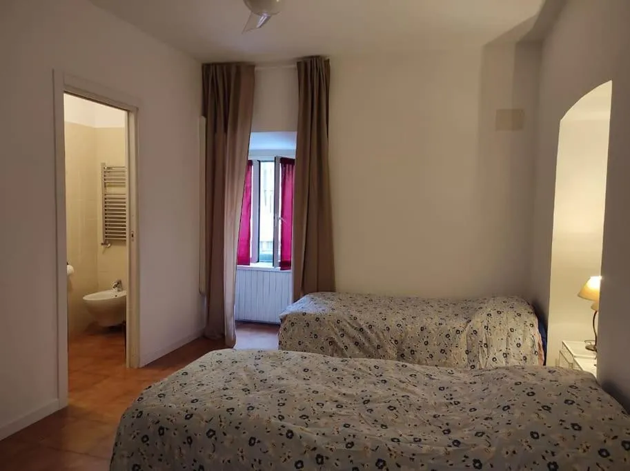 Image 2 of Locazione turistica di Via Ottaviano a Roma