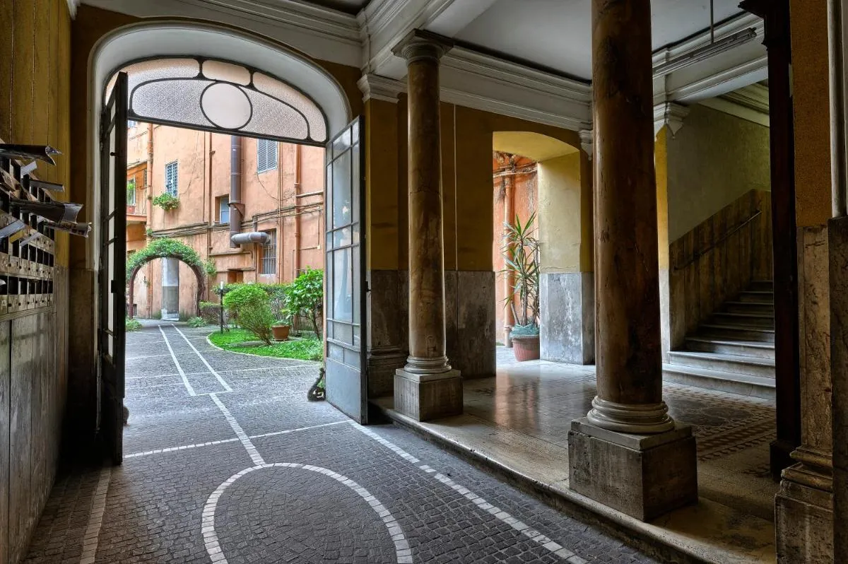 Image 4 of Lory House