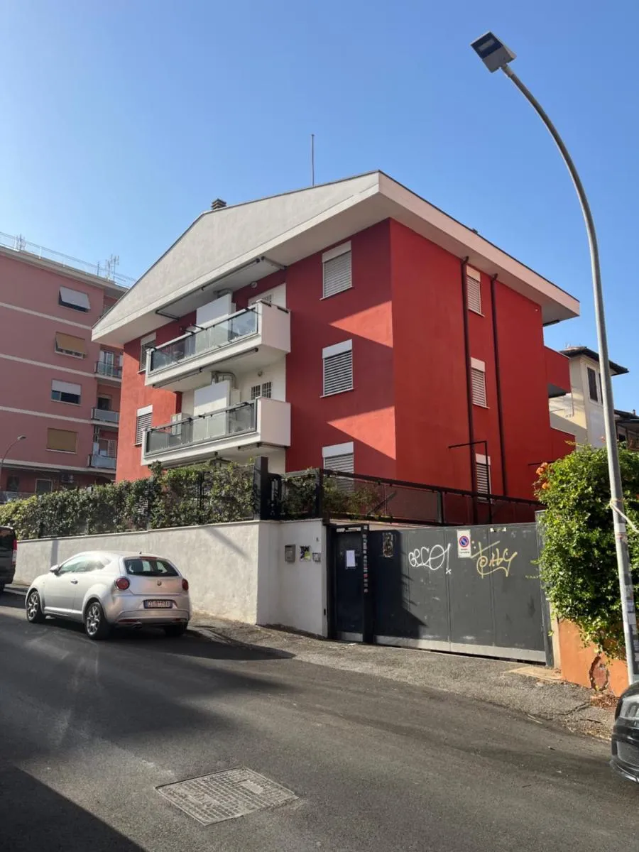 Image 5 of LoveRhome Apartment 3